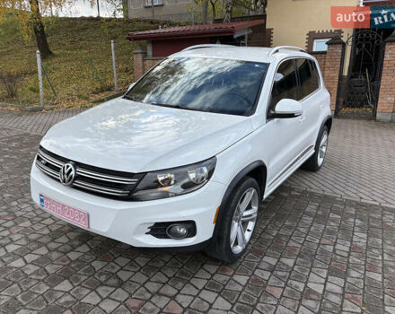 Белый Фольксваген Тигуан, объемом двигателя 2 л и пробегом 147 тыс. км за 13900 $, фото 2 на Automoto.ua