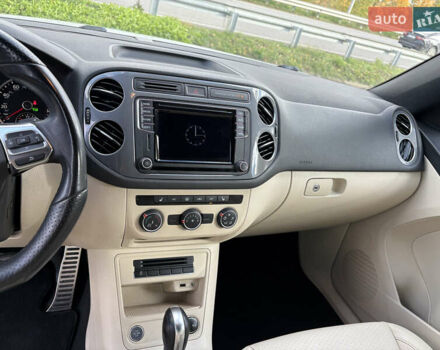 Белый Фольксваген Тигуан, объемом двигателя 2 л и пробегом 147 тыс. км за 13900 $, фото 20 на Automoto.ua