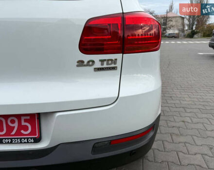 Білий Фольксваген Тігуан, об'ємом двигуна 2 л та пробігом 151 тис. км за 15300 $, фото 41 на Automoto.ua