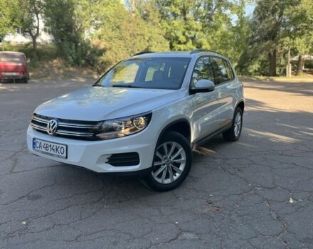 Белый Фольксваген Тигуан, объемом двигателя 2 л и пробегом 52 тыс. км за 14000 $, фото 2 на Automoto.ua