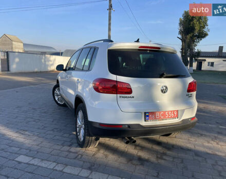 Белый Фольксваген Тигуан, объемом двигателя 2 л и пробегом 283 тыс. км за 10700 $, фото 16 на Automoto.ua