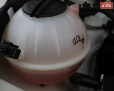 Белый Фольксваген Тигуан, объемом двигателя 2 л и пробегом 130 тыс. км за 16950 $, фото 110 на Automoto.ua