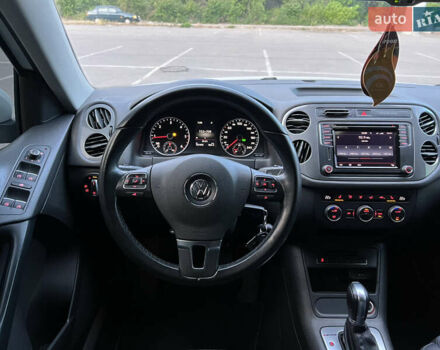 Белый Фольксваген Тигуан, объемом двигателя 1.97 л и пробегом 111 тыс. км за 17000 $, фото 25 на Automoto.ua