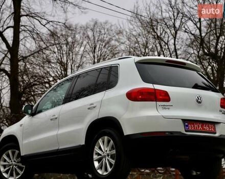 Белый Фольксваген Тигуан, объемом двигателя 2 л и пробегом 130 тыс. км за 16950 $, фото 11 на Automoto.ua