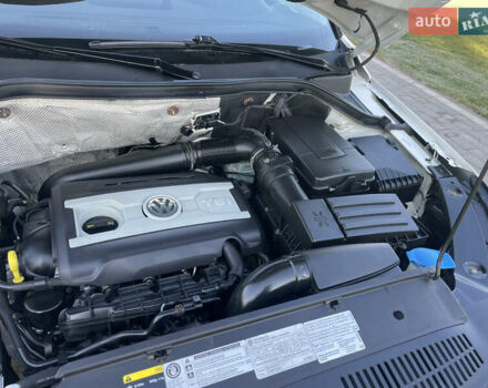 Белый Фольксваген Тигуан, объемом двигателя 2 л и пробегом 283 тыс. км за 10700 $, фото 73 на Automoto.ua