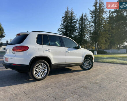 Белый Фольксваген Тигуан, объемом двигателя 2 л и пробегом 283 тыс. км за 10700 $, фото 7 на Automoto.ua