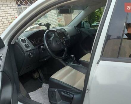 Білий Фольксваген Тігуан, об'ємом двигуна 1.98 л та пробігом 121 тис. км за 14600 $, фото 16 на Automoto.ua