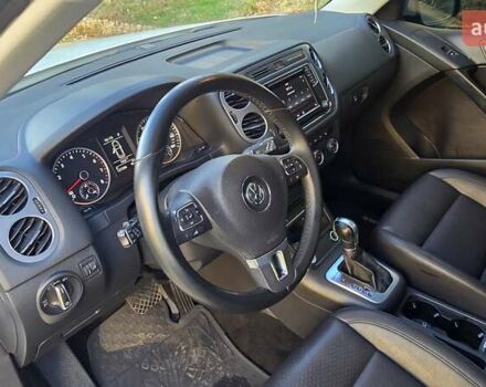 Белый Фольксваген Тигуан, объемом двигателя 1.98 л и пробегом 127 тыс. км за 14700 $, фото 19 на Automoto.ua