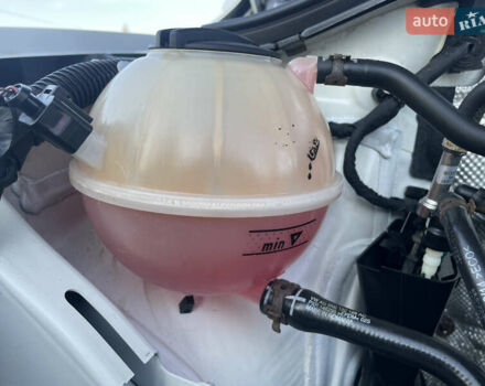 Белый Фольксваген Тигуан, объемом двигателя 2 л и пробегом 283 тыс. км за 10700 $, фото 75 на Automoto.ua