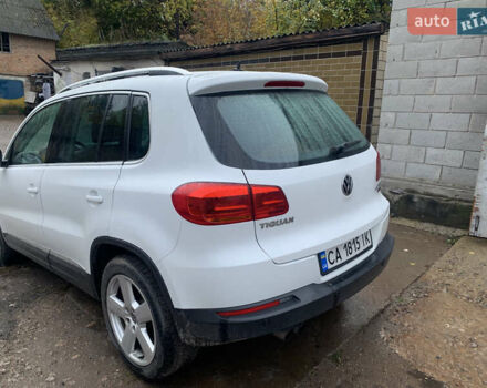 Белый Фольксваген Тигуан, объемом двигателя 1.97 л и пробегом 135 тыс. км за 14000 $, фото 3 на Automoto.ua