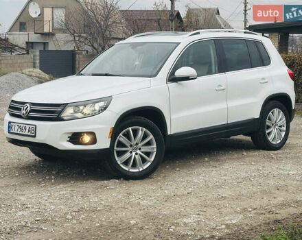 Белый Фольксваген Тигуан, объемом двигателя 1.98 л и пробегом 241 тыс. км за 11800 $, фото 4 на Automoto.ua
