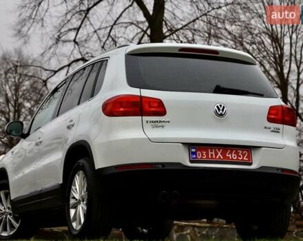 Белый Фольксваген Тигуан, объемом двигателя 2 л и пробегом 130 тыс. км за 16950 $, фото 13 на Automoto.ua