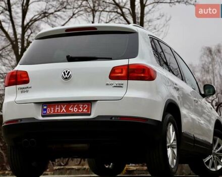 Белый Фольксваген Тигуан, объемом двигателя 2 л и пробегом 130 тыс. км за 16950 $, фото 10 на Automoto.ua