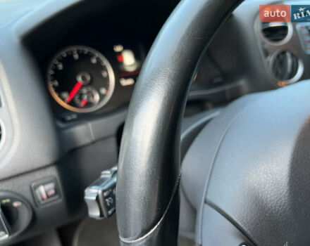 Белый Фольксваген Тигуан, объемом двигателя 1.97 л и пробегом 111 тыс. км за 17000 $, фото 18 на Automoto.ua