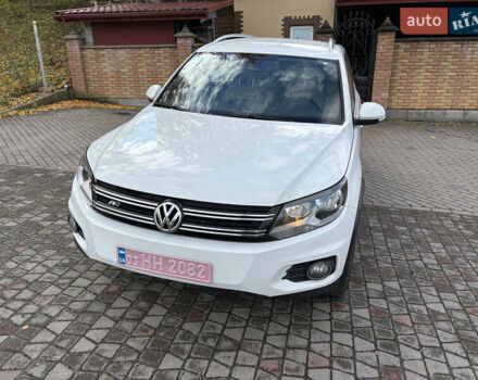 Белый Фольксваген Тигуан, объемом двигателя 2 л и пробегом 147 тыс. км за 13900 $, фото 3 на Automoto.ua
