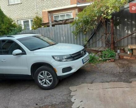 Білий Фольксваген Тігуан, об'ємом двигуна 1.98 л та пробігом 121 тис. км за 14600 $, фото 2 на Automoto.ua