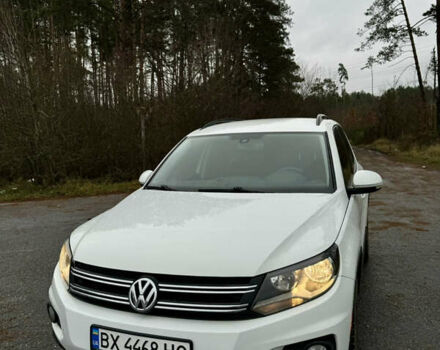 Белый Фольксваген Тигуан, объемом двигателя 1.98 л и пробегом 283 тыс. км за 12500 $, фото 2 на Automoto.ua