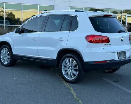 Білий Фольксваген Тігуан, об'ємом двигуна 2 л та пробігом 72 тис. км за 5400 $, фото 6 на Automoto.ua