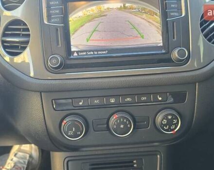 Белый Фольксваген Тигуан, объемом двигателя 1.98 л и пробегом 127 тыс. км за 14700 $, фото 33 на Automoto.ua