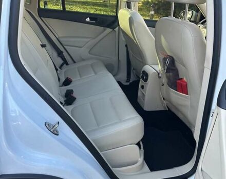 Белый Фольксваген Тигуан, объемом двигателя 1.98 л и пробегом 148 тыс. км за 13800 $, фото 18 на Automoto.ua