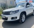 Белый Фольксваген Тигуан, объемом двигателя 2 л и пробегом 123 тыс. км за 18900 $, фото 1 на Automoto.ua