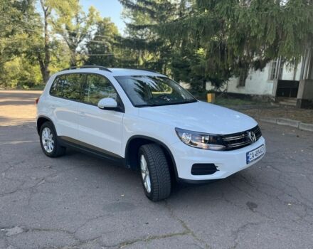 Белый Фольксваген Тигуан, объемом двигателя 2 л и пробегом 52 тыс. км за 14000 $, фото 4 на Automoto.ua