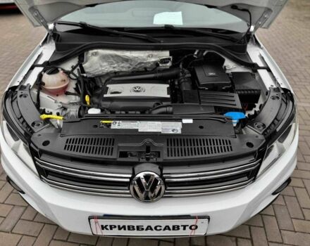 Белый Фольксваген Тигуан, объемом двигателя 2 л и пробегом 124 тыс. км за 13300 $, фото 2 на Automoto.ua