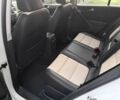 Білий Фольксваген Тігуан, об'ємом двигуна 2 л та пробігом 127 тис. км за 12700 $, фото 13 на Automoto.ua