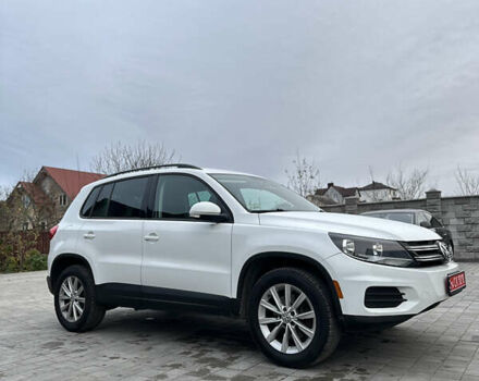 Білий Фольксваген Тігуан, об'ємом двигуна 2 л та пробігом 205 тис. км за 10250 $, фото 5 на Automoto.ua