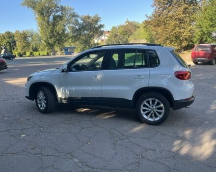 Белый Фольксваген Тигуан, объемом двигателя 2 л и пробегом 52 тыс. км за 14000 $, фото 10 на Automoto.ua