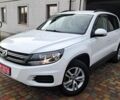 Білий Фольксваген Тігуан, об'ємом двигуна 2 л та пробігом 127 тис. км за 12700 $, фото 1 на Automoto.ua