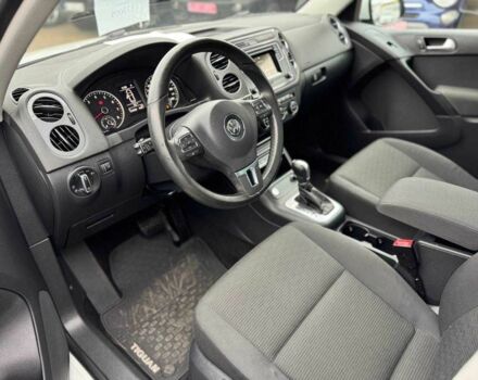 Белый Фольксваген Тигуан, объемом двигателя 2 л и пробегом 124 тыс. км за 13300 $, фото 11 на Automoto.ua