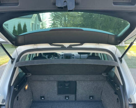 Белый Фольксваген Тигуан, объемом двигателя 2 л и пробегом 283 тыс. км за 10700 $, фото 44 на Automoto.ua