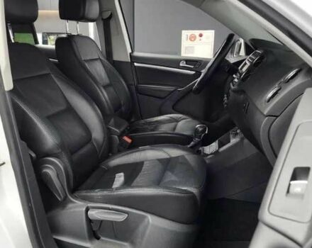 Белый Фольксваген Тигуан, объемом двигателя 2 л и пробегом 137 тыс. км за 13500 $, фото 8 на Automoto.ua