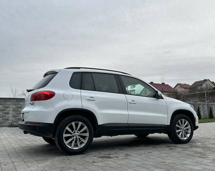 Білий Фольксваген Тігуан, об'ємом двигуна 2 л та пробігом 205 тис. км за 10250 $, фото 8 на Automoto.ua
