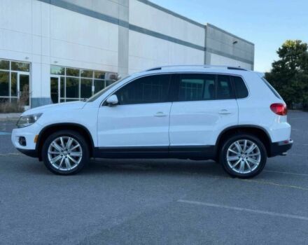 Білий Фольксваген Тігуан, об'ємом двигуна 2 л та пробігом 74 тис. км за 5500 $, фото 3 на Automoto.ua