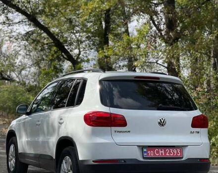 Белый Фольксваген Тигуан, объемом двигателя 1.97 л и пробегом 184 тыс. км за 12400 $, фото 4 на Automoto.ua