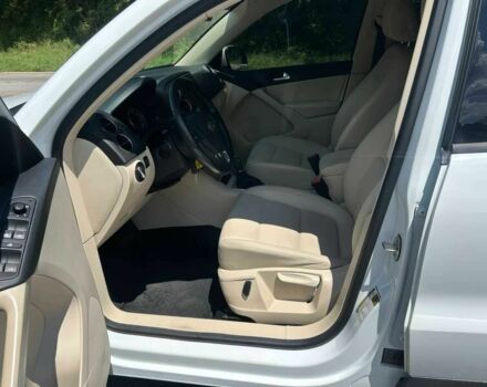 Белый Фольксваген Тигуан, объемом двигателя 2 л и пробегом 78 тыс. км за 9900 $, фото 12 на Automoto.ua