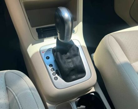 Белый Фольксваген Тигуан, объемом двигателя 2 л и пробегом 78 тыс. км за 9900 $, фото 9 на Automoto.ua