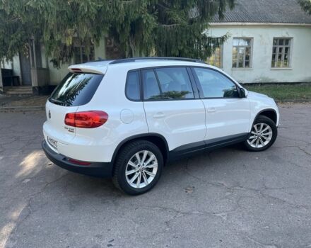 Белый Фольксваген Тигуан, объемом двигателя 2 л и пробегом 52 тыс. км за 14000 $, фото 7 на Automoto.ua