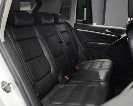 Белый Фольксваген Тигуан, объемом двигателя 2 л и пробегом 137 тыс. км за 13500 $, фото 9 на Automoto.ua