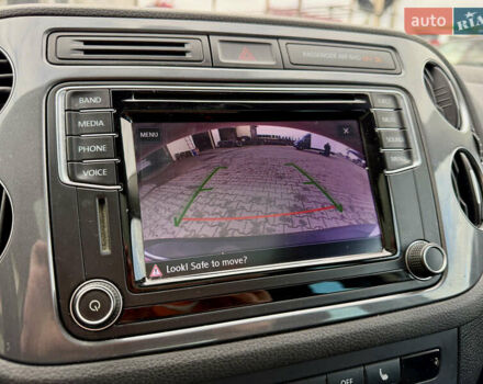 Білий Фольксваген Тігуан, об'ємом двигуна 0 л та пробігом 205 тис. км за 13400 $, фото 8 на Automoto.ua