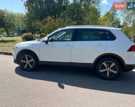 Білий Фольксваген Тігуан, об'ємом двигуна 2 л та пробігом 270 тис. км за 23000 $, фото 12 на Automoto.ua