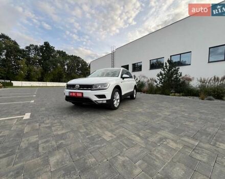 Білий Фольксваген Тігуан, об'ємом двигуна 2 л та пробігом 248 тис. км за 21500 $, фото 23 на Automoto.ua