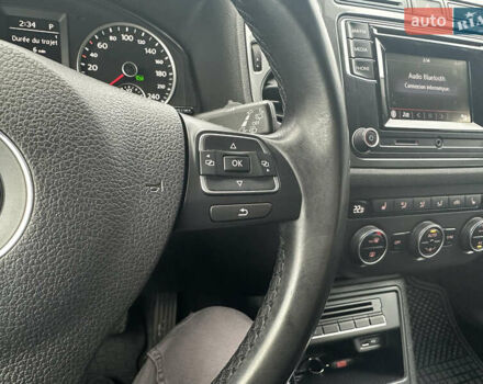 Білий Фольксваген Тігуан, об'ємом двигуна 2 л та пробігом 191 тис. км за 13500 $, фото 43 на Automoto.ua