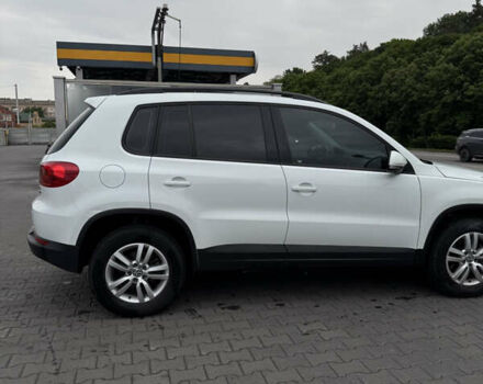 Білий Фольксваген Тігуан, об'ємом двигуна 1.98 л та пробігом 90 тис. км за 16500 $, фото 3 на Automoto.ua