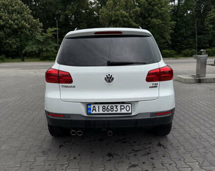 Білий Фольксваген Тігуан, об'ємом двигуна 1.98 л та пробігом 90 тис. км за 16500 $, фото 5 на Automoto.ua