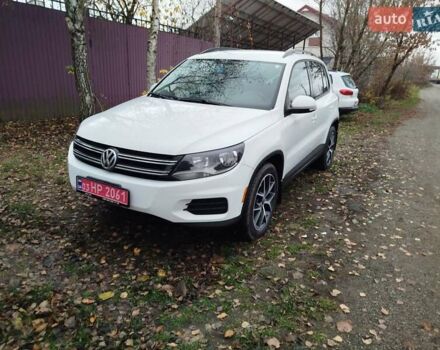 Белый Фольксваген Тигуан, объемом двигателя 2 л и пробегом 195 тыс. км за 13500 $, фото 1 на Automoto.ua