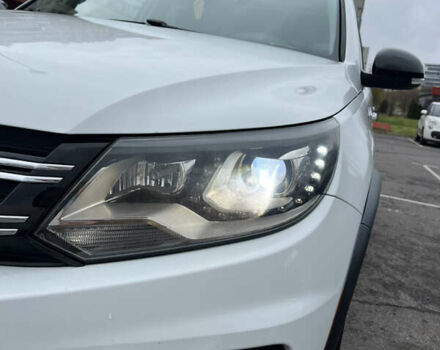 Білий Фольксваген Тігуан, об'ємом двигуна 1.98 л та пробігом 119 тис. км за 15999 $, фото 4 на Automoto.ua