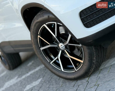 Белый Фольксваген Тигуан, объемом двигателя 1.98 л и пробегом 118 тыс. км за 11750 $, фото 5 на Automoto.ua